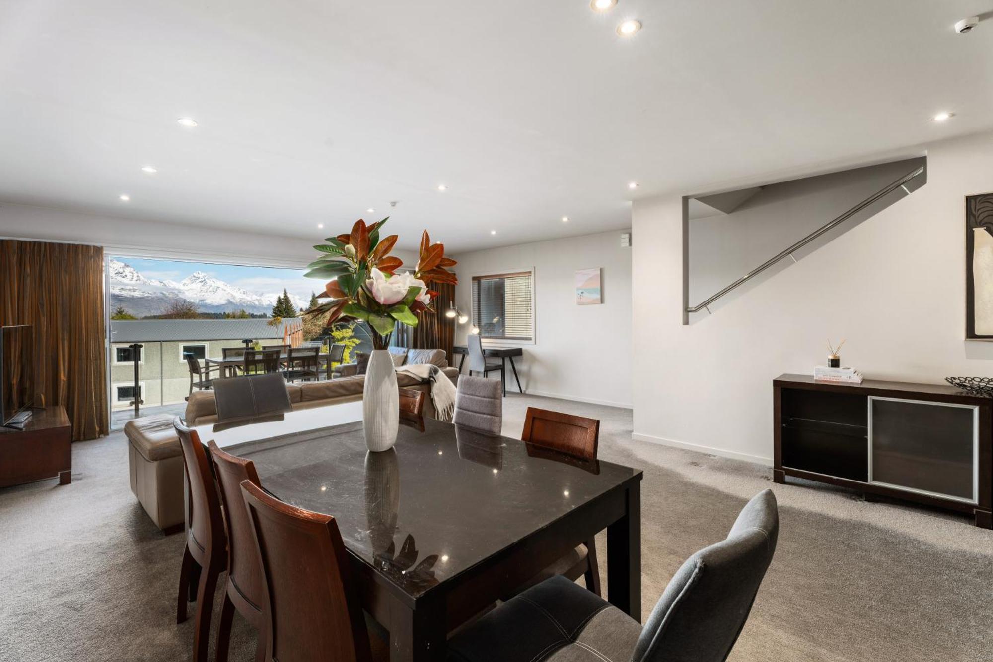 Lakefront Living - 4 Bedrm Apartment Alpine Vilage Queenstown Exterior foto