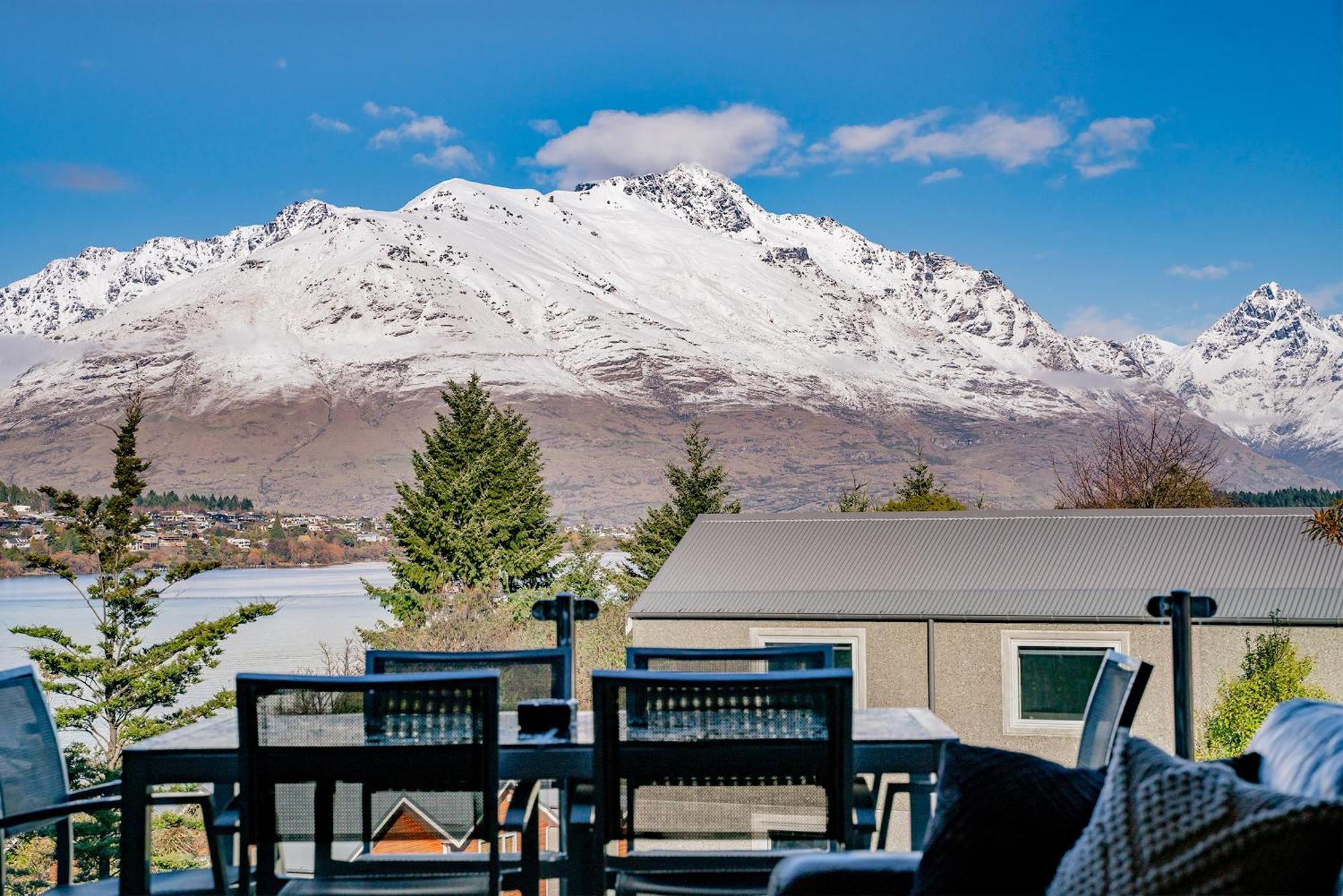 Lakefront Living - 4 Bedrm Apartment Alpine Vilage Queenstown Exterior foto